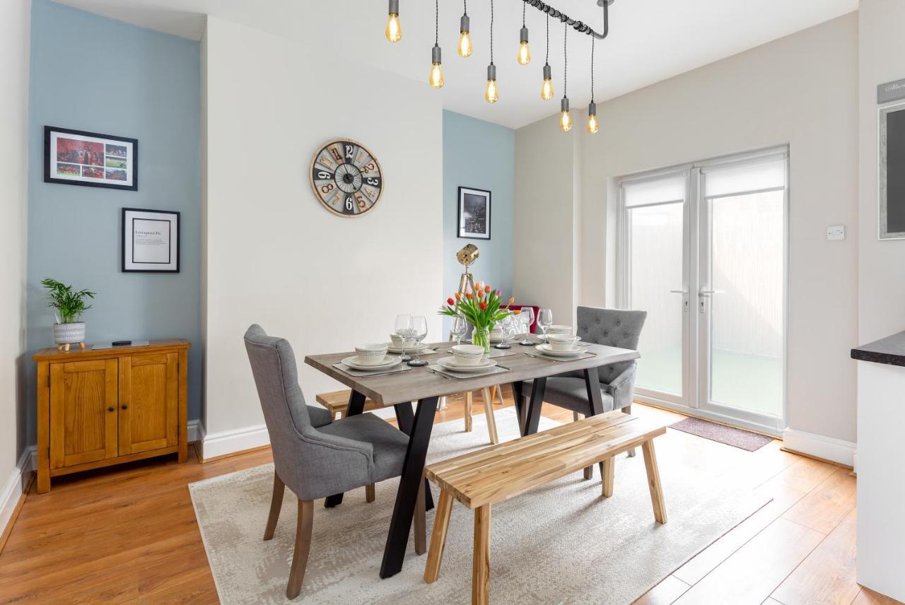 Holiday home Watford House - Air Host & - 3 Bedroom Period House
