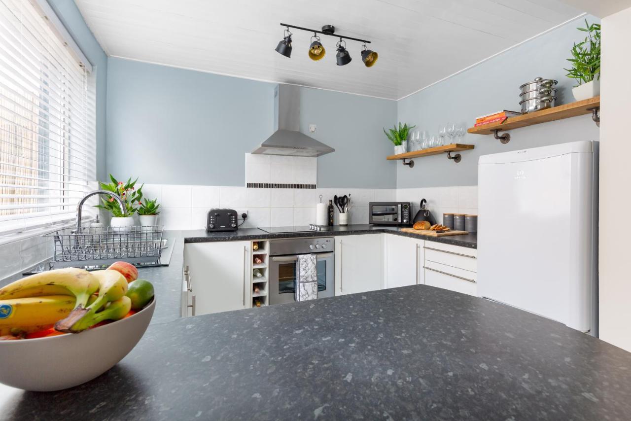 Watford House - Air Host & - 3 Bedroom Period House Holiday home Liverpool